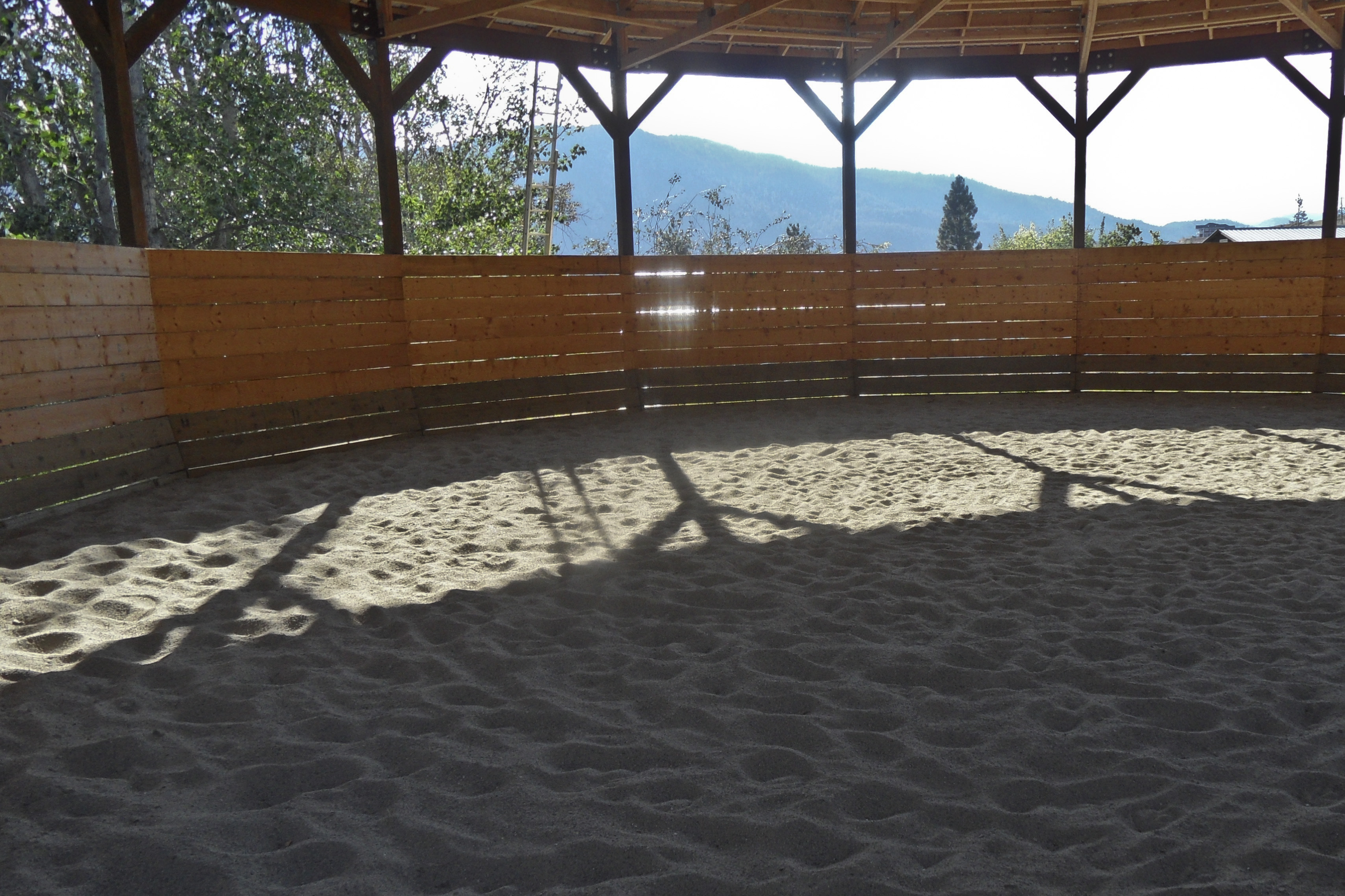 THE FACILITIES AT WOODGATE FARM